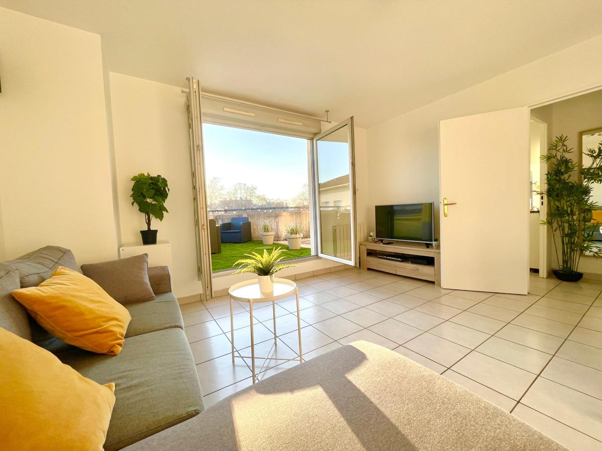Bngo I Immense Rooftop Lyon I 2 Chambres, 4 Places Parkings, 2 Immenses Terrasses, 8 Personnes Exterior foto