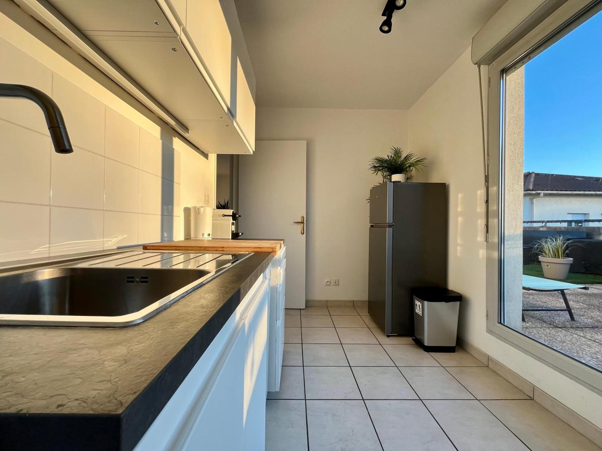 Bngo I Immense Rooftop Lyon I 2 Chambres, 4 Places Parkings, 2 Immenses Terrasses, 8 Personnes Exterior foto