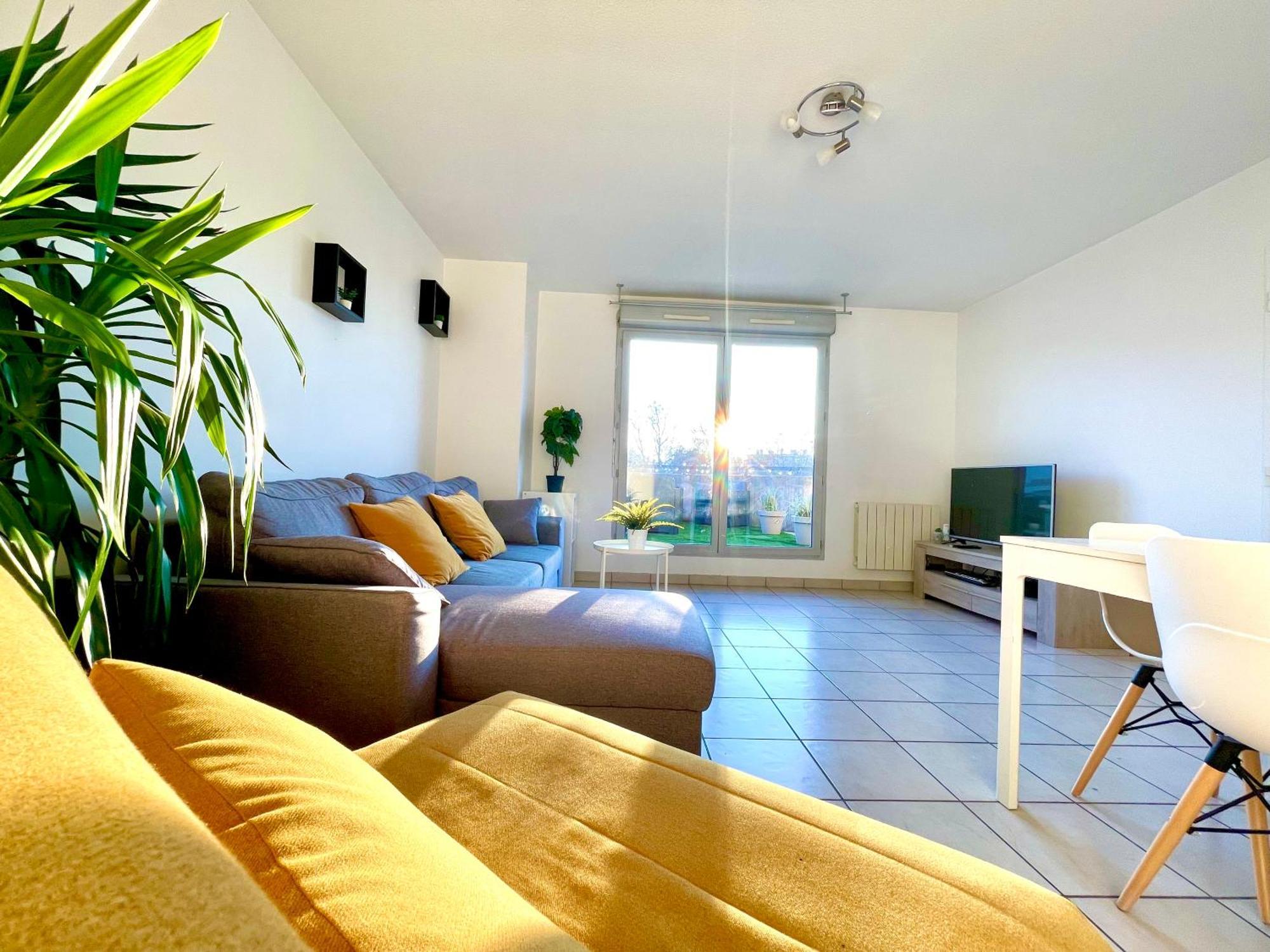Bngo I Immense Rooftop Lyon I 2 Chambres, 4 Places Parkings, 2 Immenses Terrasses, 8 Personnes Exterior foto
